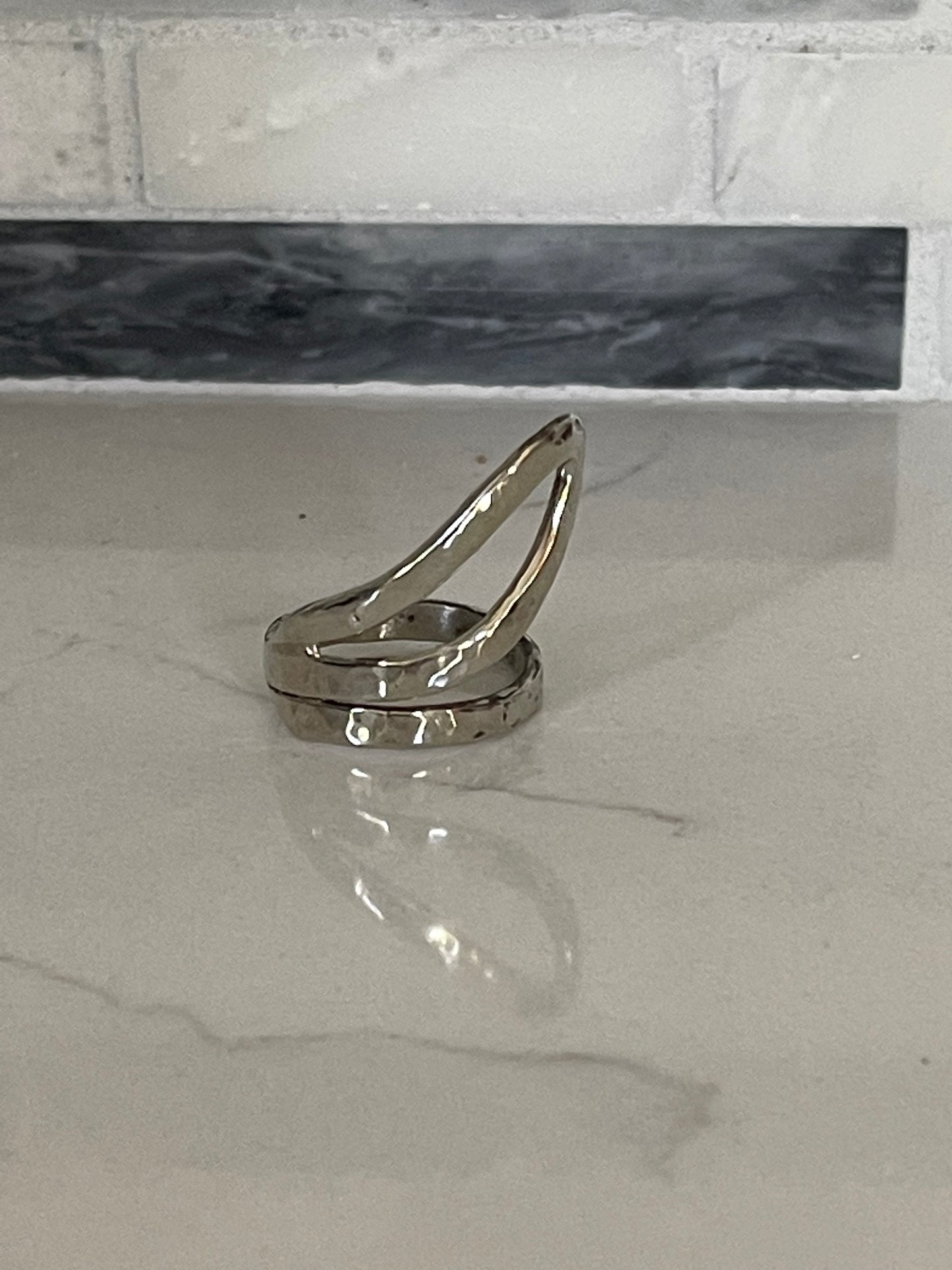 Abstract Swirl Ring Size 7.5-8